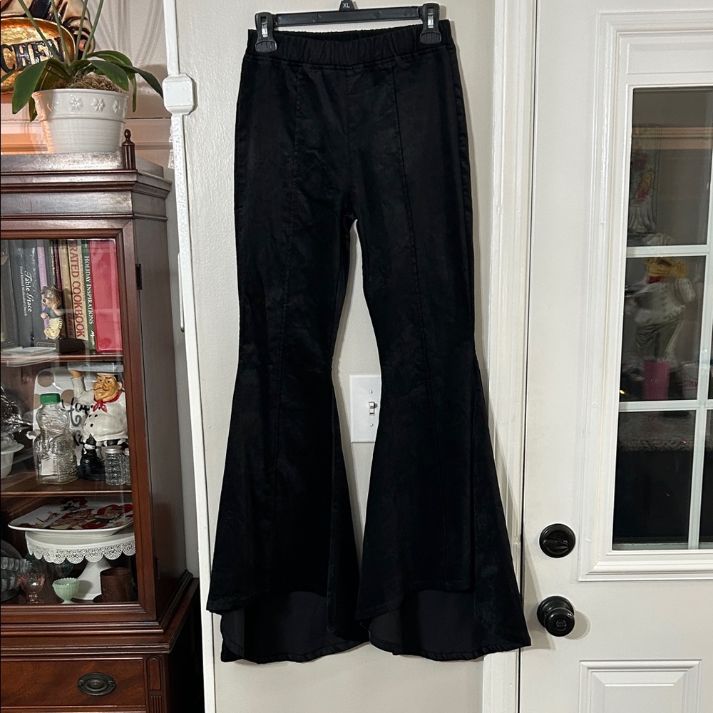 Umgee soft velvet feel flare bottom style N6206 size small